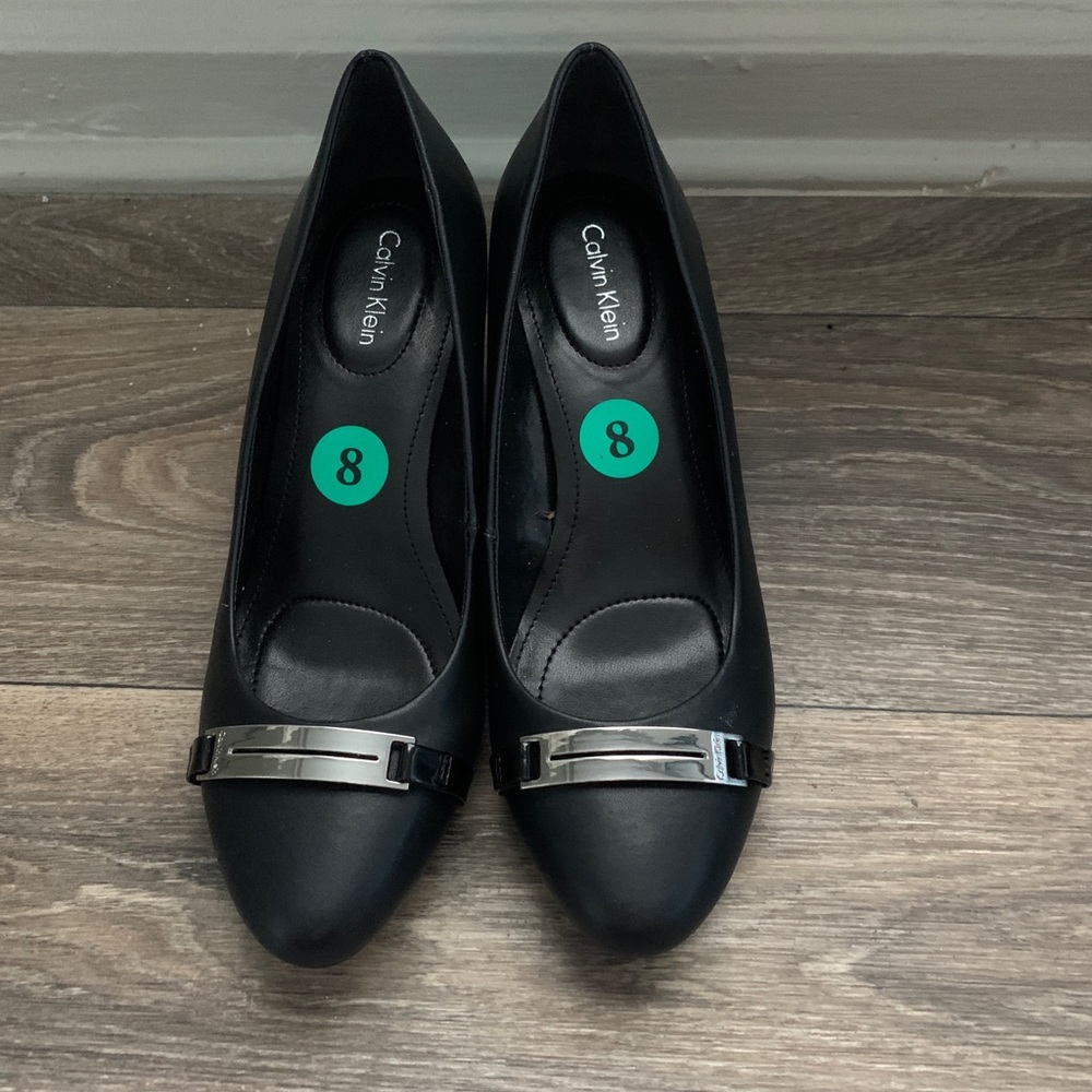 Calvin Klein ladies shoes black size 8